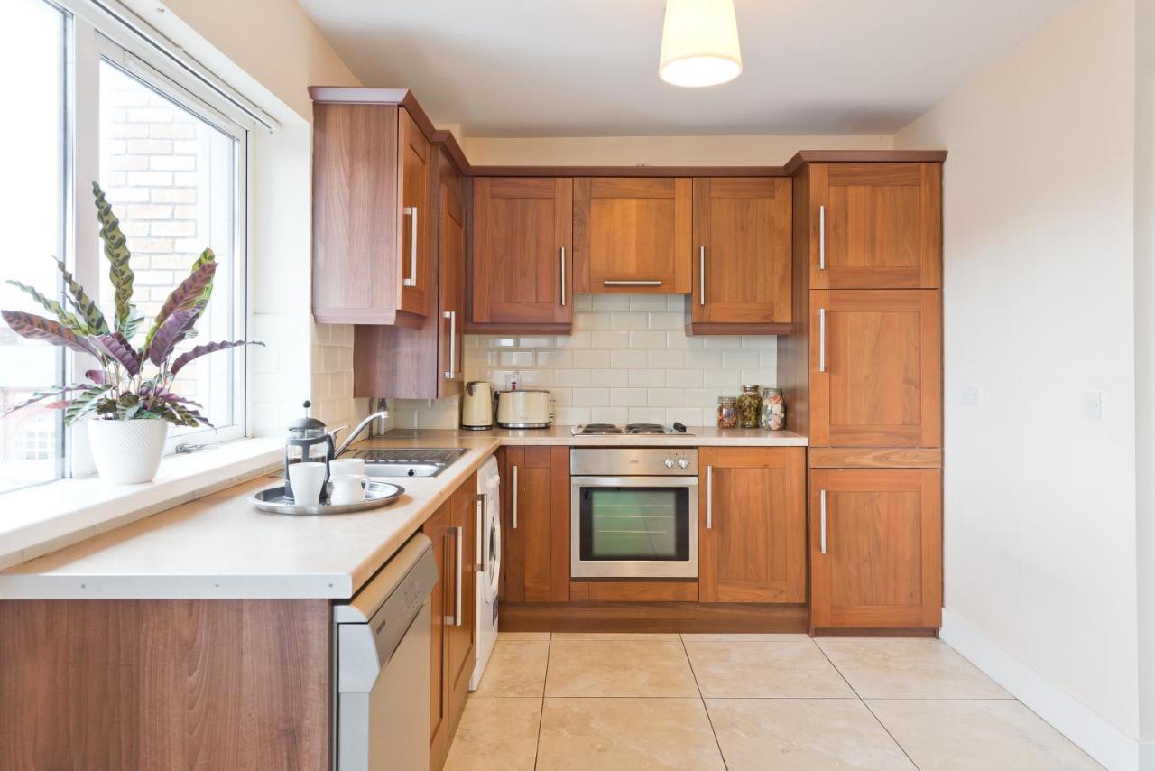Pearse Street Suites — Photos 3